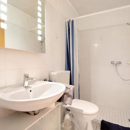 公寓 Bi Tiessens To Hus Arkebek